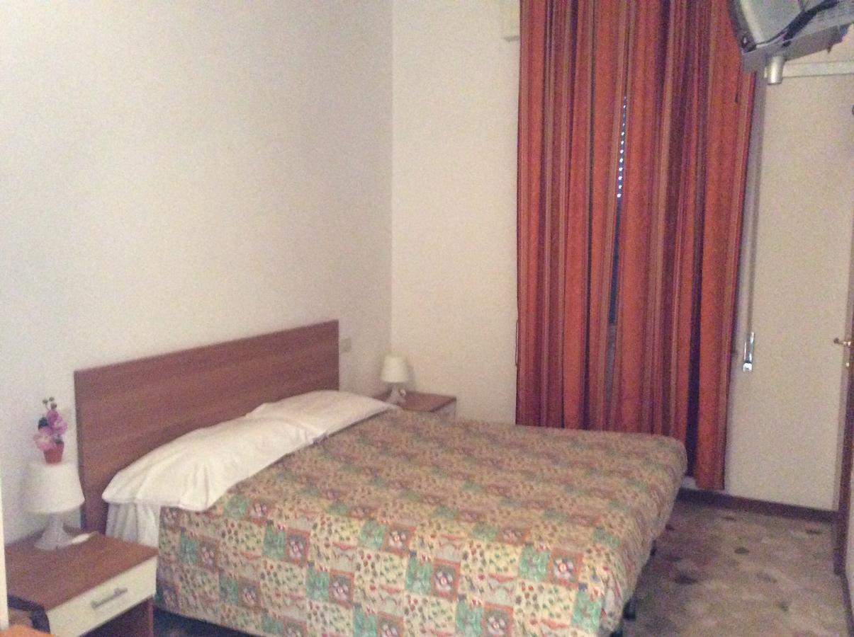 Hotel Rex Кианчано Терме Екстериор снимка