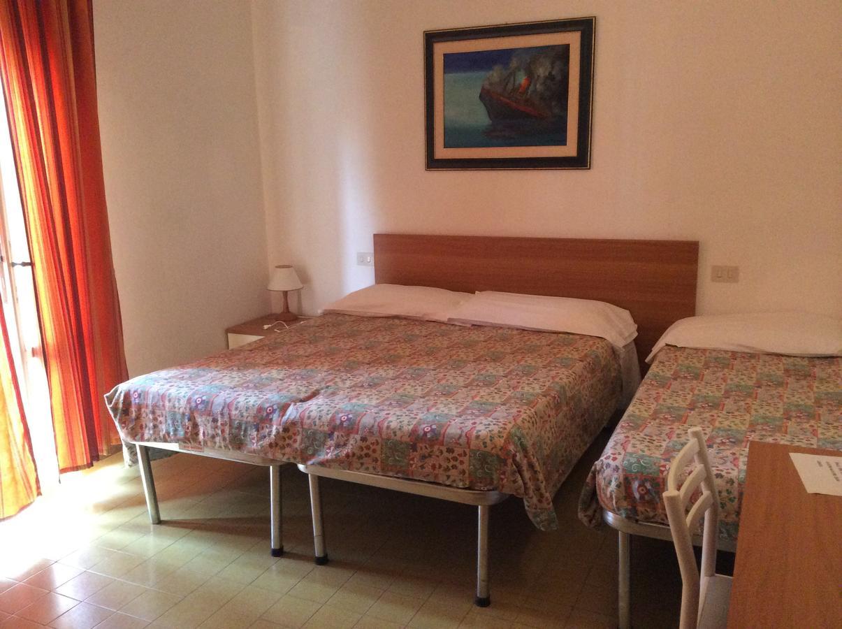 Hotel Rex Кианчано Терме Екстериор снимка